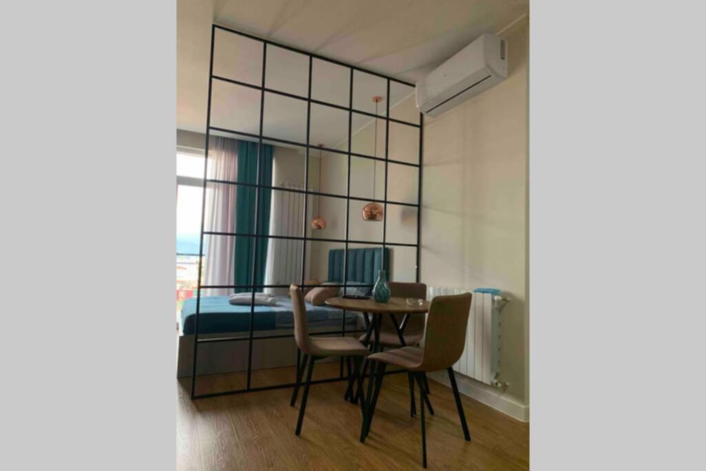Geverse Apartment Μπατούμι Εξωτερικό φωτογραφία