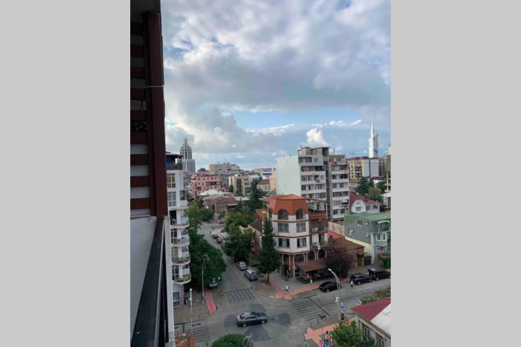 Geverse Apartment Μπατούμι Εξωτερικό φωτογραφία